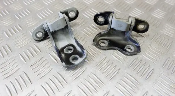 Toyota Prius (XW30) Front door hinge set 6874012120 6872012151