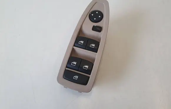 BMW 4 F36 Gran coupe Electric window control switch 9208108 L10502 100914
