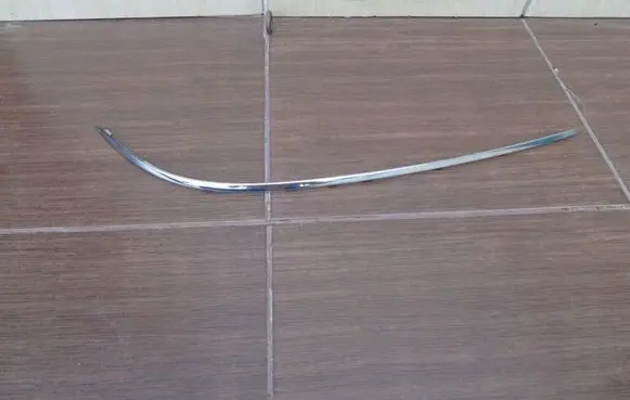 Mercedes-Benz E W212 Front bumper splitter molding A2128850421