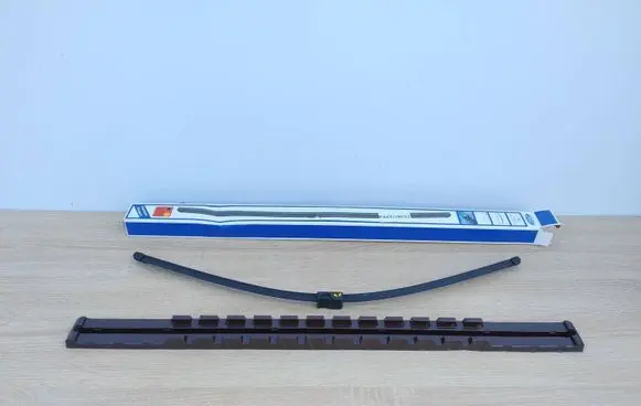 Seat Alhambra (Mk1) Windshield/front glass wiper blade 1M21-17528-AC