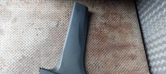 Buick Encore I (B) pillar trim (bottom) 95418398