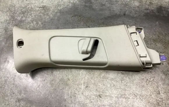 Opel Zafira C (B) pillar trim (top) 20890784 322225228 11H508105