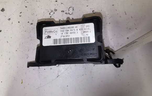 Jaguar S-Type ESP acceleration yaw rate sensor 5W9314B296AE 10170103593