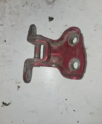 Nissan Terrano Rear door upper hinge 