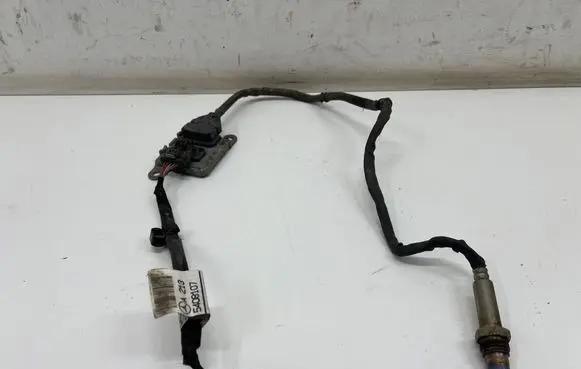 Mercedes-Benz E W213 Lambda probe sensor A0009057208