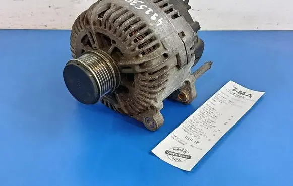 Volkswagen PASSAT B6 Generator/alternator 021903026L