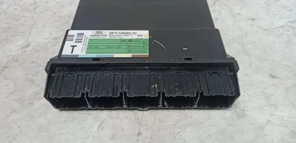 Ford Mondeo Mk III Comfort/convenience module 3S7T15K600TC