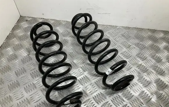 Volkswagen PASSAT B8 Rear coil spring 3Q0511115