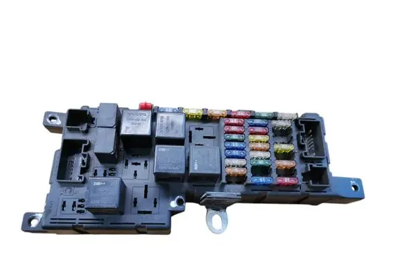 Volvo S60 Fuse module 8678449 518828009