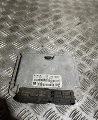 Opel Zafira A Engine control unit/module 24417169