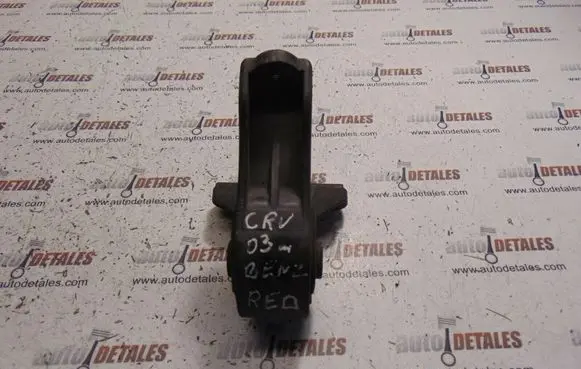 Honda CR-V Rear differential mounting bracket AV69824
