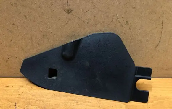 Hyundai i30 Other center console (tunnel) element 847912L000