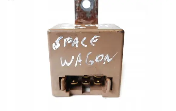 Mitsubishi Space Wagon Other relay MD332124