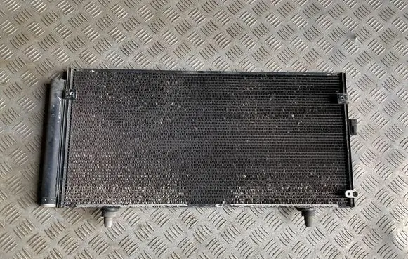 Subaru Outback A/C cooling radiator (condenser)