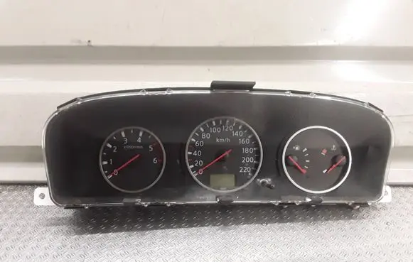 Nissan X-Trail T30 Speedometer (instrument cluster) EQ382FT