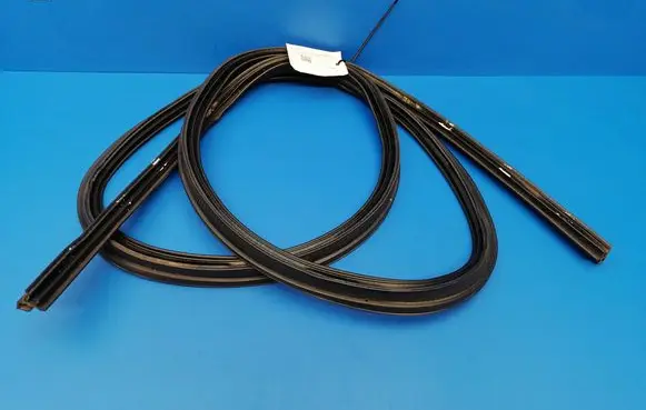 Nissan Note (E11) Trunk rubber seal (body) 