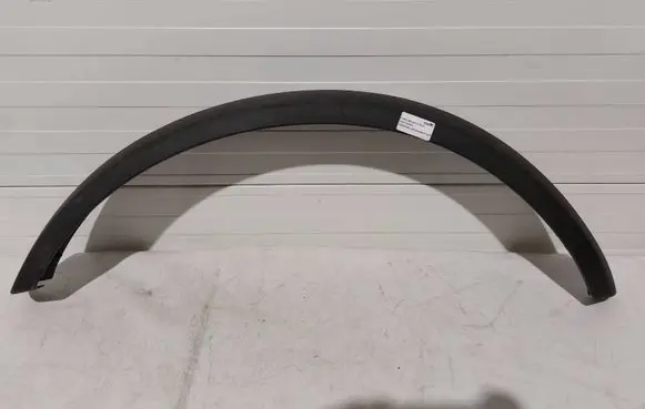 Ford Bronco Fender trim (molding) M2DB16A075 M2DB16A075AC5YZ9