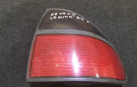 Renault Laguna I Rear/tail lights 7700820051