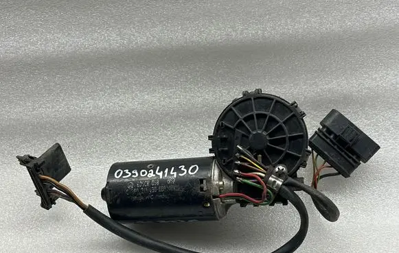 Ford Galaxy Wiper motor 0390241430
