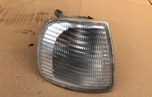 Volkswagen Polo III 6N 6N2 6NF Front indicator light 6K5953050B