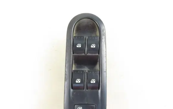 Renault Scenic II - Grand scenic II Electric window control switch 156018070C