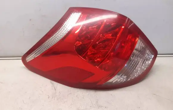 Toyota RAV 4 (XA30) Rear/tail lights J88