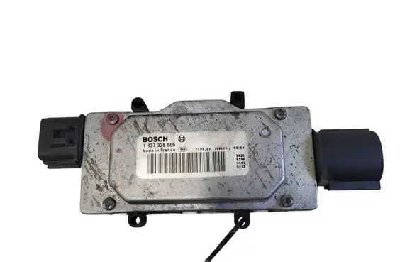 Mazda 3 II Coolant fan relay 1137328505