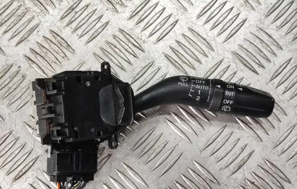 Mazda 323 F Wiper control stalk 17B122