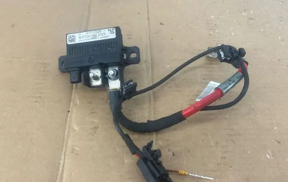 Mercedes-Benz C W204 Charging relay A0009822023 1110029 04550500