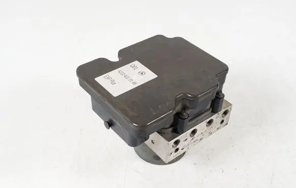 Mercedes-Benz E W212 ABS Pump A2124310148