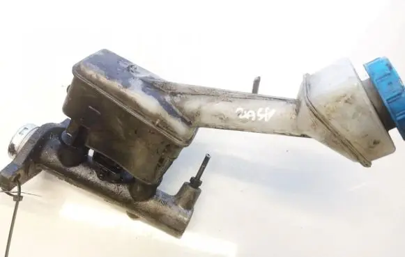 Nissan Primera Master brake cylinder 22486579