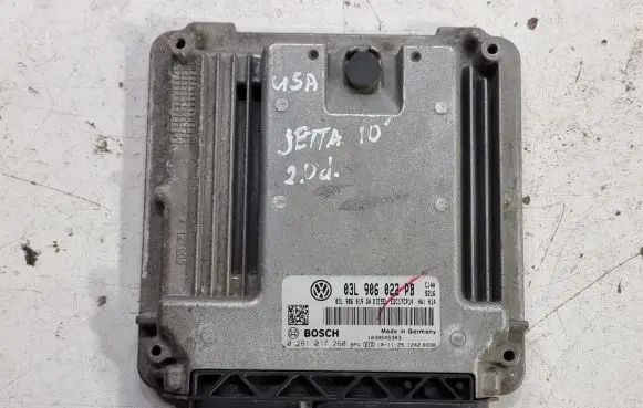 Volkswagen Jetta VI Engine control unit/module 03L906022PB 0281017260 03L906019DA