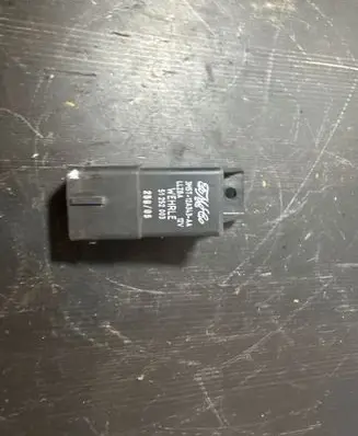 Volvo V50 Glow plug pre-heat relay 3M5T12A343AA 51252003 LL7ZBA