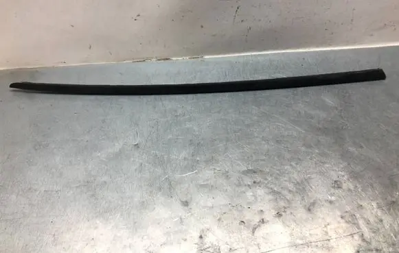 Audi A3 S3 8V Windshield trim 8V3854327C