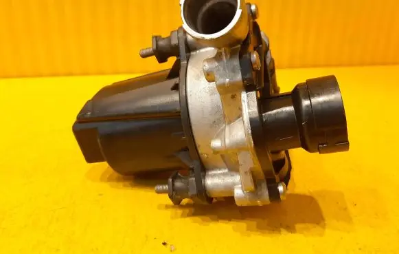 Audi A8 S8 D5 Secondary air pump 06L959231