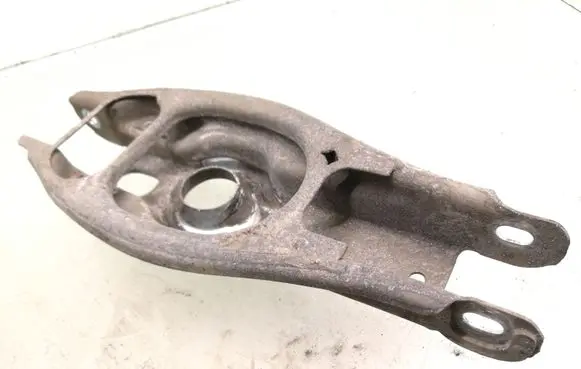 Rear upper control arm/wishbone