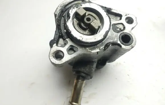 Toyota Corolla Verso AR10 Vacuum pump 2930027020