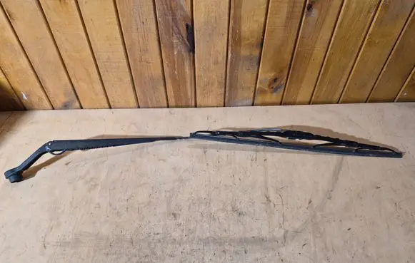 Mazda 323 Windshield/front glass wiper blade