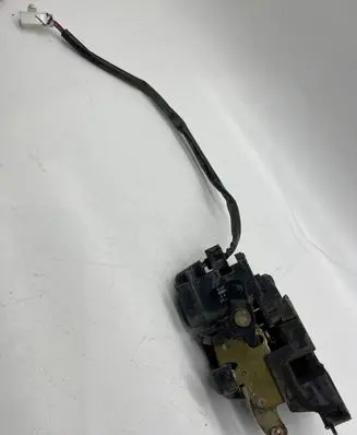 Mazda Xedos 6 Rear door lock 3859