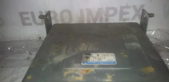 Mazda 323 Engine control unit/module Z50918881B E2T81671M