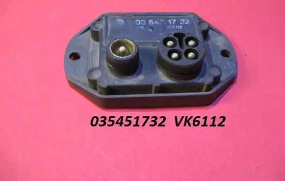 Mercedes-Benz 190 W201 Ignition amplifier control unit 035451732 VK6112