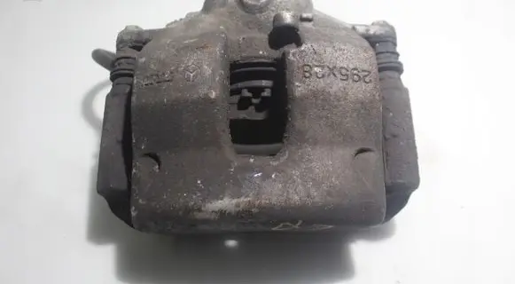 Mercedes-Benz C AMG W204 Front brake caliper