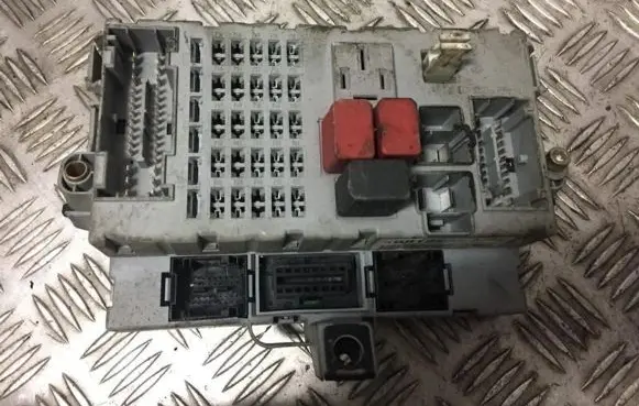 Fiat Doblo Fuse box set 46812227