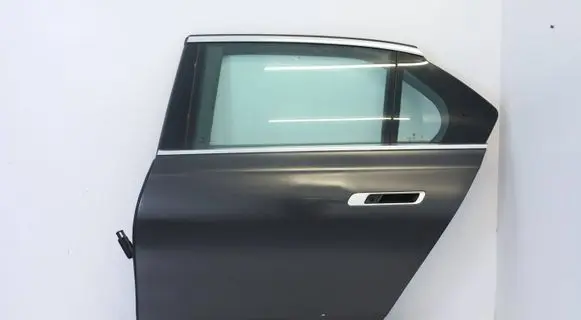 BMW 7 G70 Rear door 345637558365