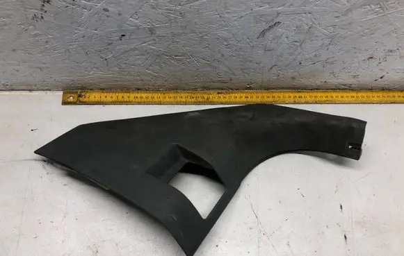 Jeep Grand Cherokee (WK) (D) pillar trim (bottom) 5JQ16TRMA 25140548
