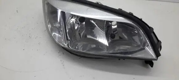 Opel Zafira A Headlight/headlamp 89100055