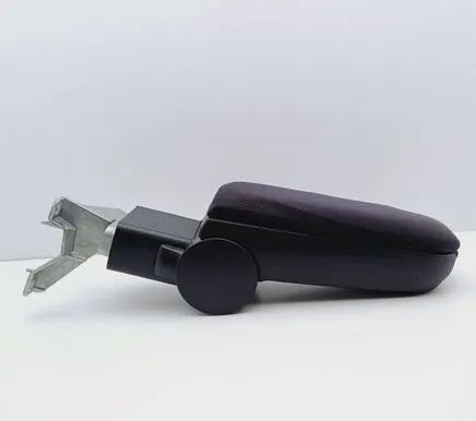 Volkswagen Golf IV Armrest 