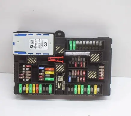 BMW 5 G30 G31 Fuse module 6992958 6837091