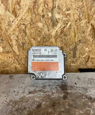 Mercedes-Benz E W211 Airbag control unit/module 2118701185 0285010146 0709115550