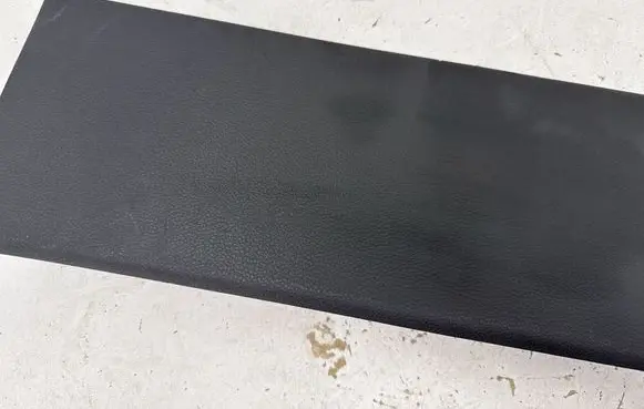 Dodge Durango Tailgate/trunk upper cover trim 6DF23DX9AA 6DF23DX9AB